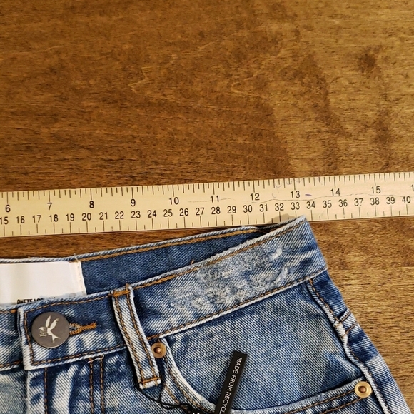 One Teaspoon Denim Blue Trucker Shorts 24 - Picture 8 of 9